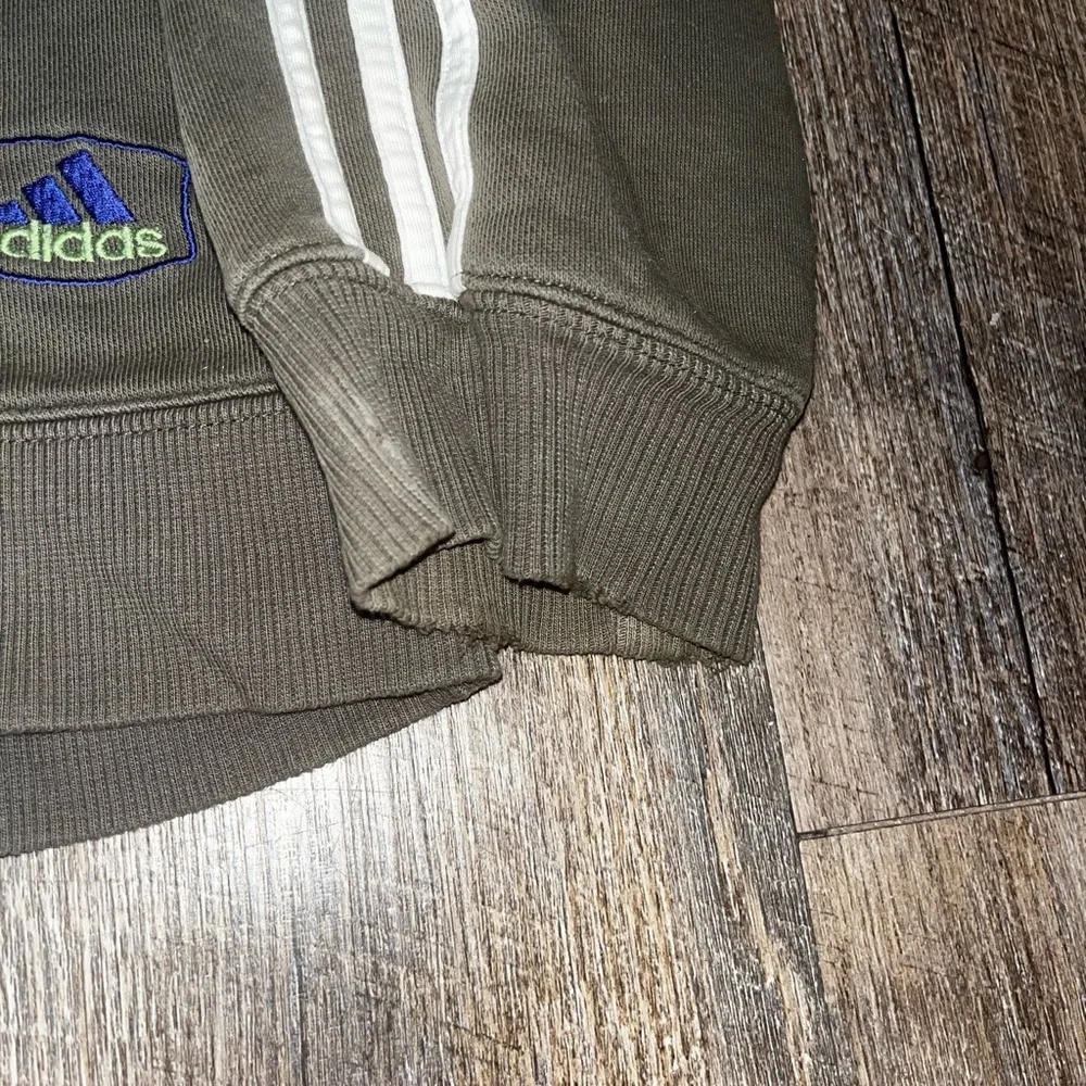 Adidas Sweatshirt Embroidered Vintage Pullover Retro 90s Youth XL‎